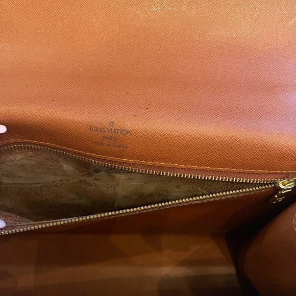 ✨Authentic Monceau Louis Vuitton Bag✨ - Picture 10 of 16